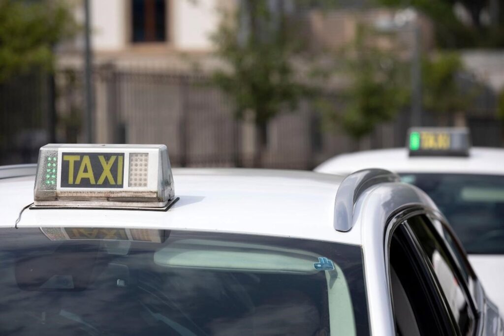 Taxi