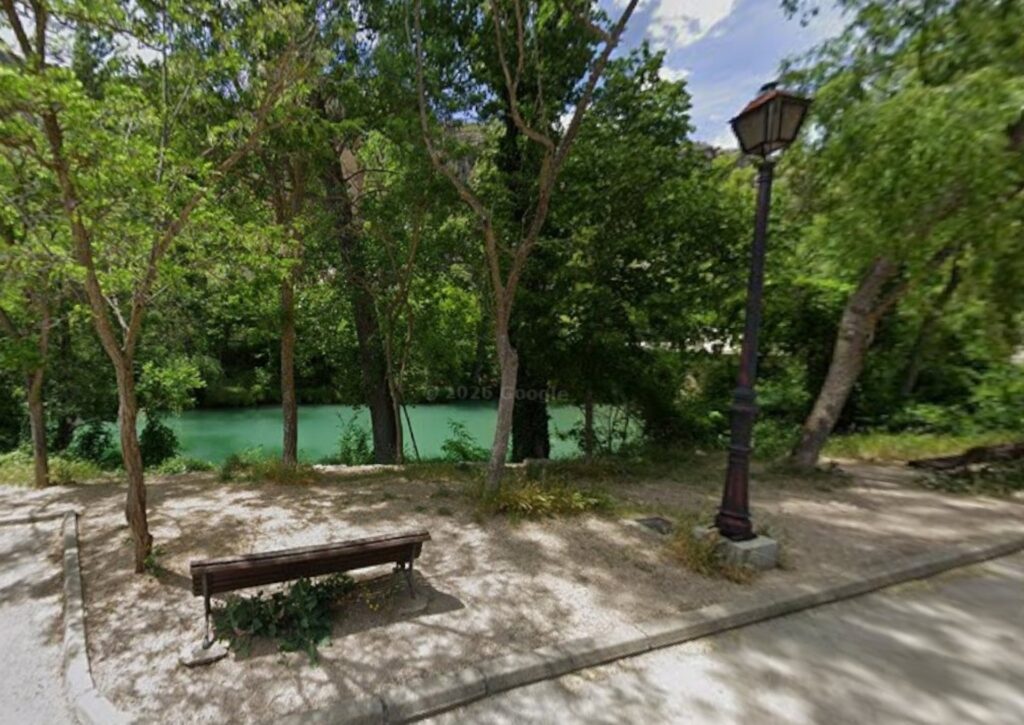 01/09/2026 Imagen del Recreo Peral en Google Street View..

Una mujer de 90 años de edad ha sido hallada fallecida este martes en el interior del río Júcar en Cuenca, concretamente a la altura de la zona del Recreo Peral.

SOCIEDAD ESPAÑA EUROPA CASTILLA-LA MANCHA
GOOGLE