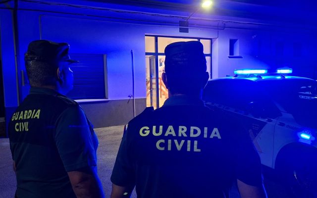 POLICIA