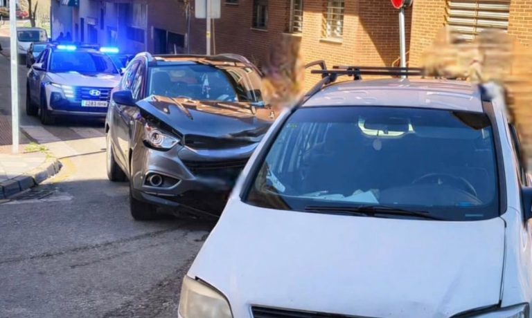 23/03/2026 Colisión de dos vehículos en la calle Sebastián de Covarrubias de Cuenca.
SOCIEDAD ESPAÑA EUROPA CASTILLA-LA MANCHA
POLICÍA LOCAL DE CUENCA