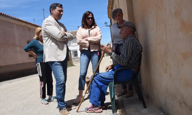 15/07/2026 El presidente de la Diputación de Cuenca, Álvaro Martínez Chana, en su visita a la pedanía de Torrecilla.
SOCIEDAD ESPAÑA EUROPA CASTILLA-LA MANCHA
DIPUTACIÓN DE CUENCA