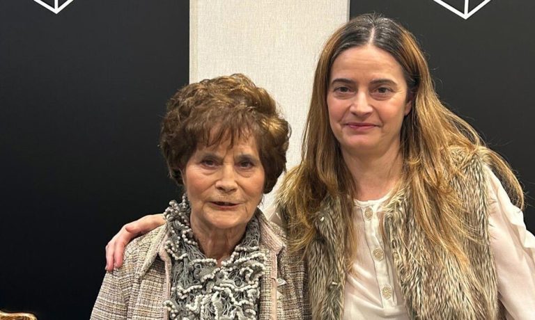 Ana Belén Pintado, la bebé robada de Campo de Criptana, y a su madre biológica