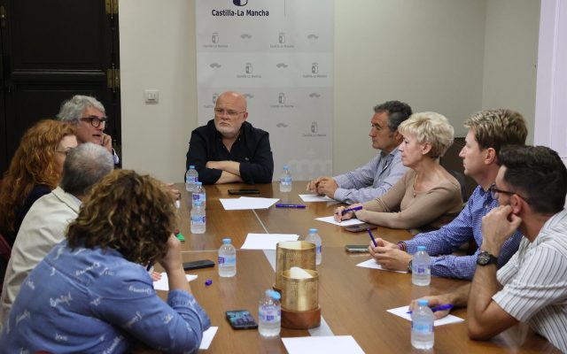 Reunión de la Junta con los alcaldes de la Zona Básica de Salud de Madrigueras
