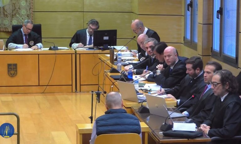 14/10/2026 Tribunales.- El jurado declara culpable al principal acusado de matar a los dos empresarios de Manzanares.

El jurado popular ha declarado este martes culpable a A.C.V. de los asesinatos de J.M.G.B. y J.M.I.G., los dos empresarios de Manzanares cuyas muertes, ocurridas en 2019 y 2022, han sido juzgadas durante las últimas dos semanas en la Audiencia Provincial de Ciudad Real.

POLITICA